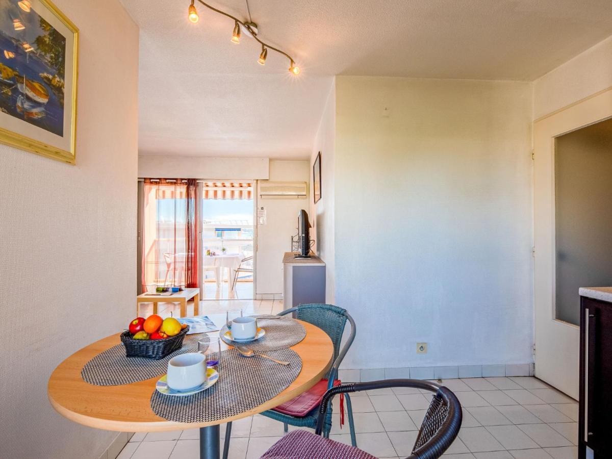 Apartment Le Capitole-3 By Interhome Фрежюс Экстерьер фото