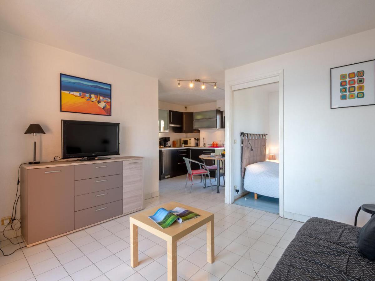 Apartment Le Capitole-3 By Interhome Фрежюс Экстерьер фото