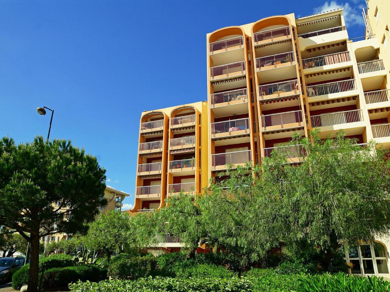 Apartment Le Capitole-3 By Interhome Фрежюс Экстерьер фото